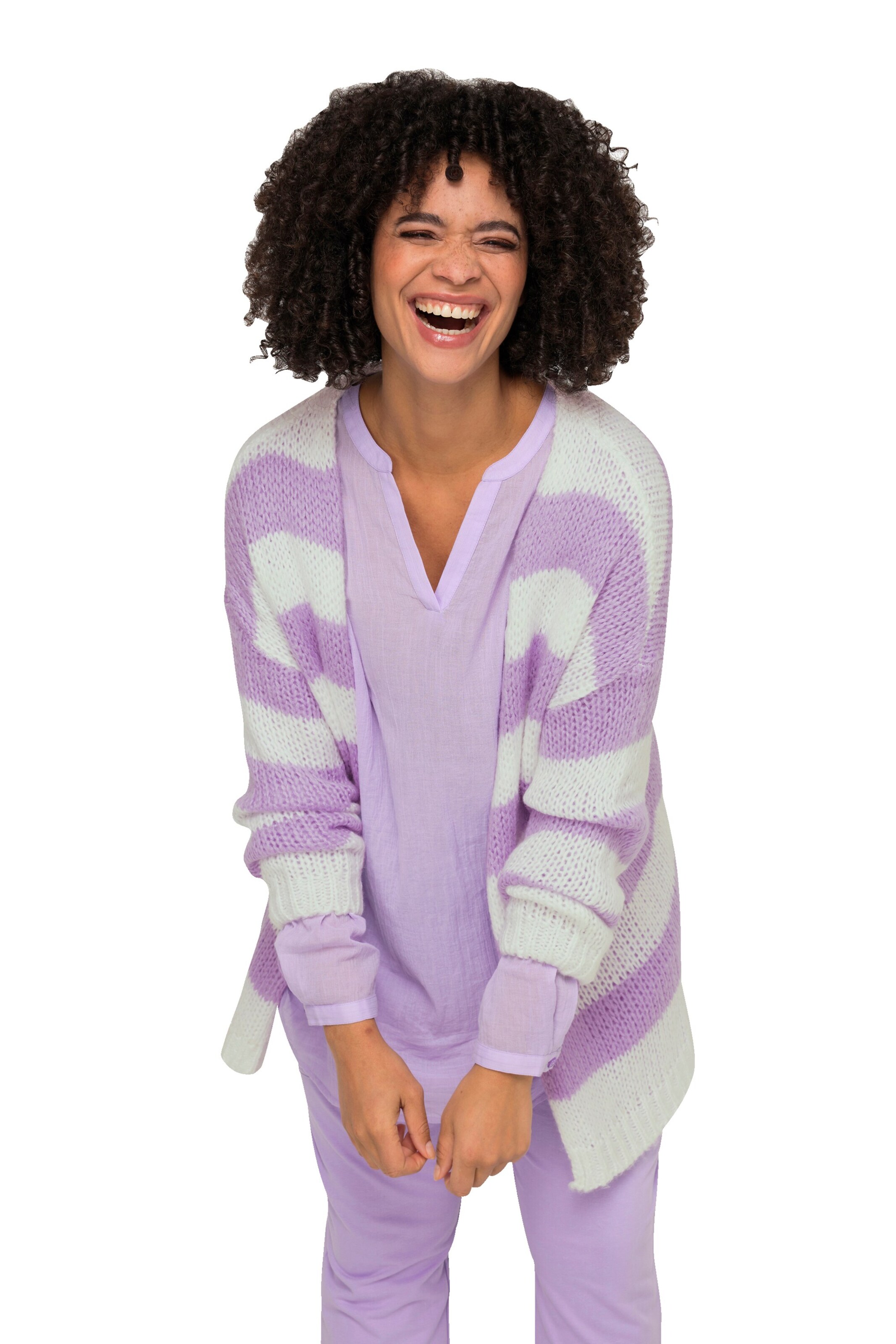 Angel of Style Strickjacke in Lila: Vorderseite