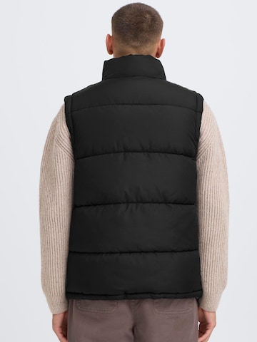 !Solid - Chaleco ' SDMARLIN ' en negro