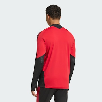 ADIDAS PERFORMANCE - Camiseta funcional 'Manchester United 26/27 Tiro' en rojo
