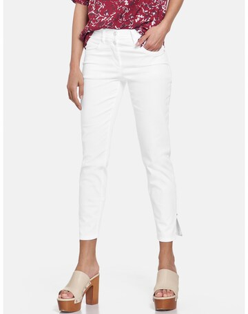 GERRY WEBER Slim fit Pants in White: front