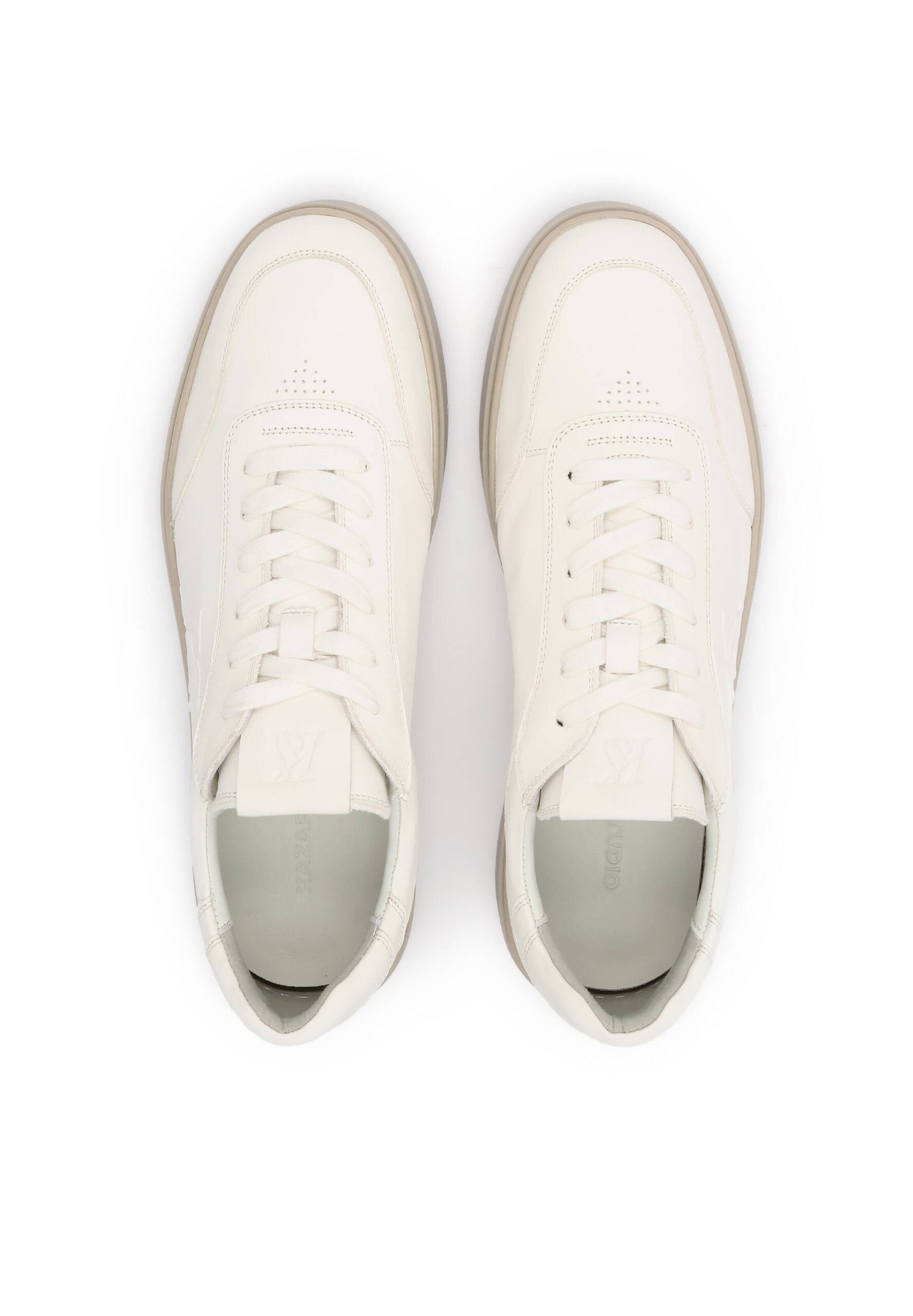 Sneaker bassa di Kazar Studio in bianco