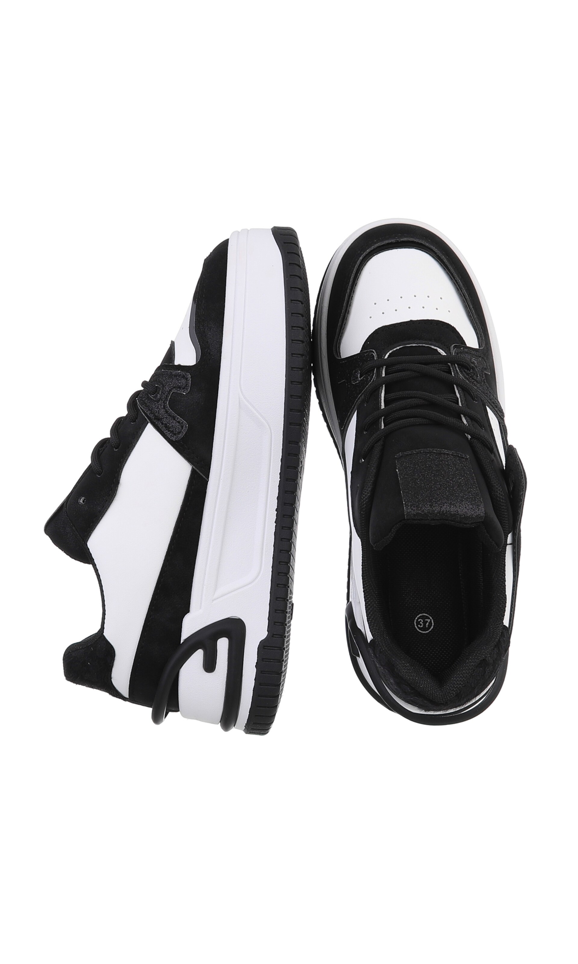 Ital-Design Sneakers in Black