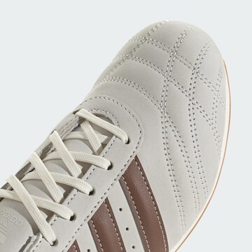 ADIDAS ORIGINALS Platform trainers 'Taekwondo' in White