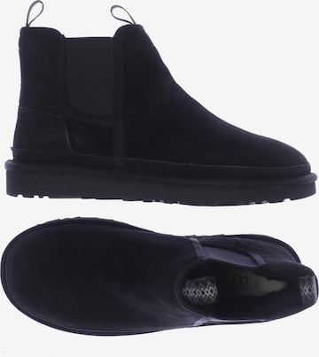 UGG Anke & Mid-Calf Boots in 42 in Black: front