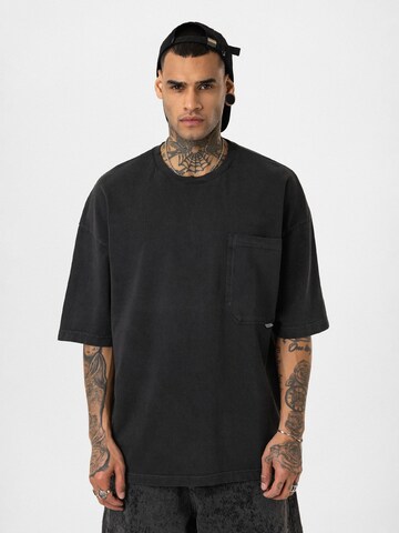 Dandalo Shirt in Black: front
