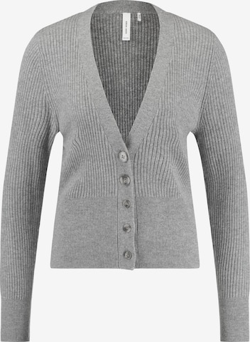 GERRY WEBER Gebreid vest in Grijs: voorkant