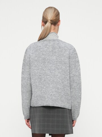 JDY Pullover 'JDYALVA' i grå