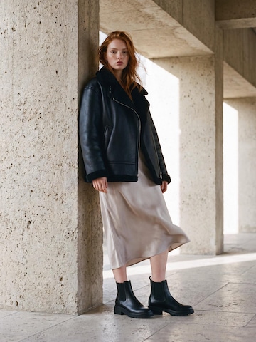 nae Vegan Shoes - Botas 'EVIE' en negro: frente