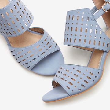 LASCANA Sandal in Blue