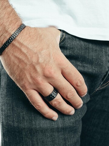 Akitsune Bracelet 'Terra' in Black: front