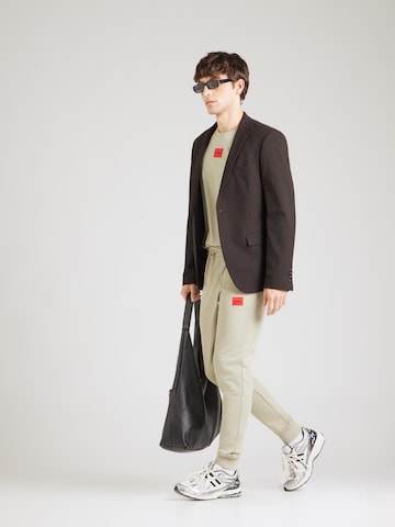 HUGO Tapered Παντελόνι 'Doak212' σε πράσινο