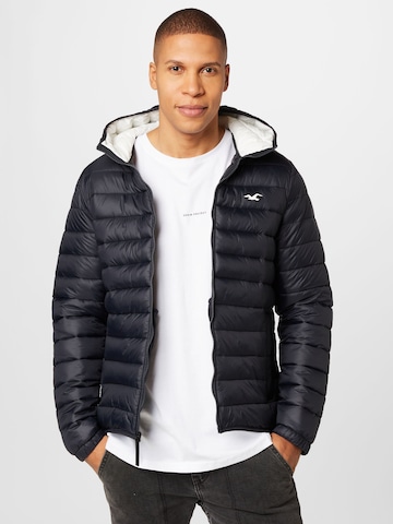 HOLLISTER - Chaqueta de entretiempo en negro: frente