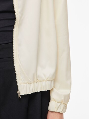 Veste mi-saison 'VIEllie' VILA en beige