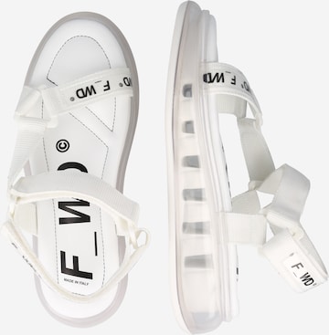 F_WD Sandals 'XP6_SEITEN' in White