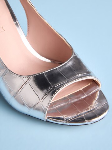 Next Sandaal 'Tabitha Simmons X Next' in Zilver