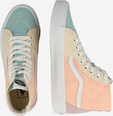 Sneaker alta di VANS in colori misti