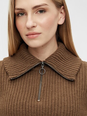 Pull-over 'Rachel' OBJECT en marron