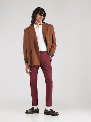 Coupe slim Pantalon chino 'SLHNEW MILES FLEX' SELECTED en rouge