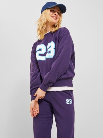 JJXX Sweatshirt 'Jada' in Purple: front