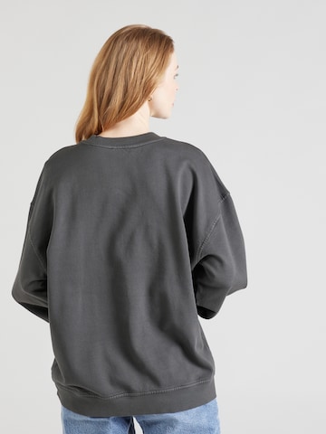 TOPSHOP Sweatshirt in Grey