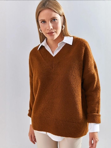 Bianco Lucci - Pullover em castanho: frente