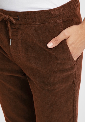 BLEND Regular Chino Pants 'Pantino' in Brown