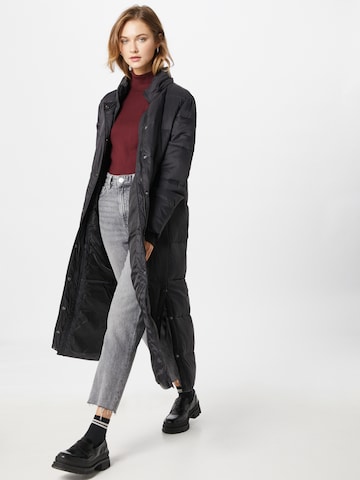 Manteau d’hiver SISTERS POINT en noir