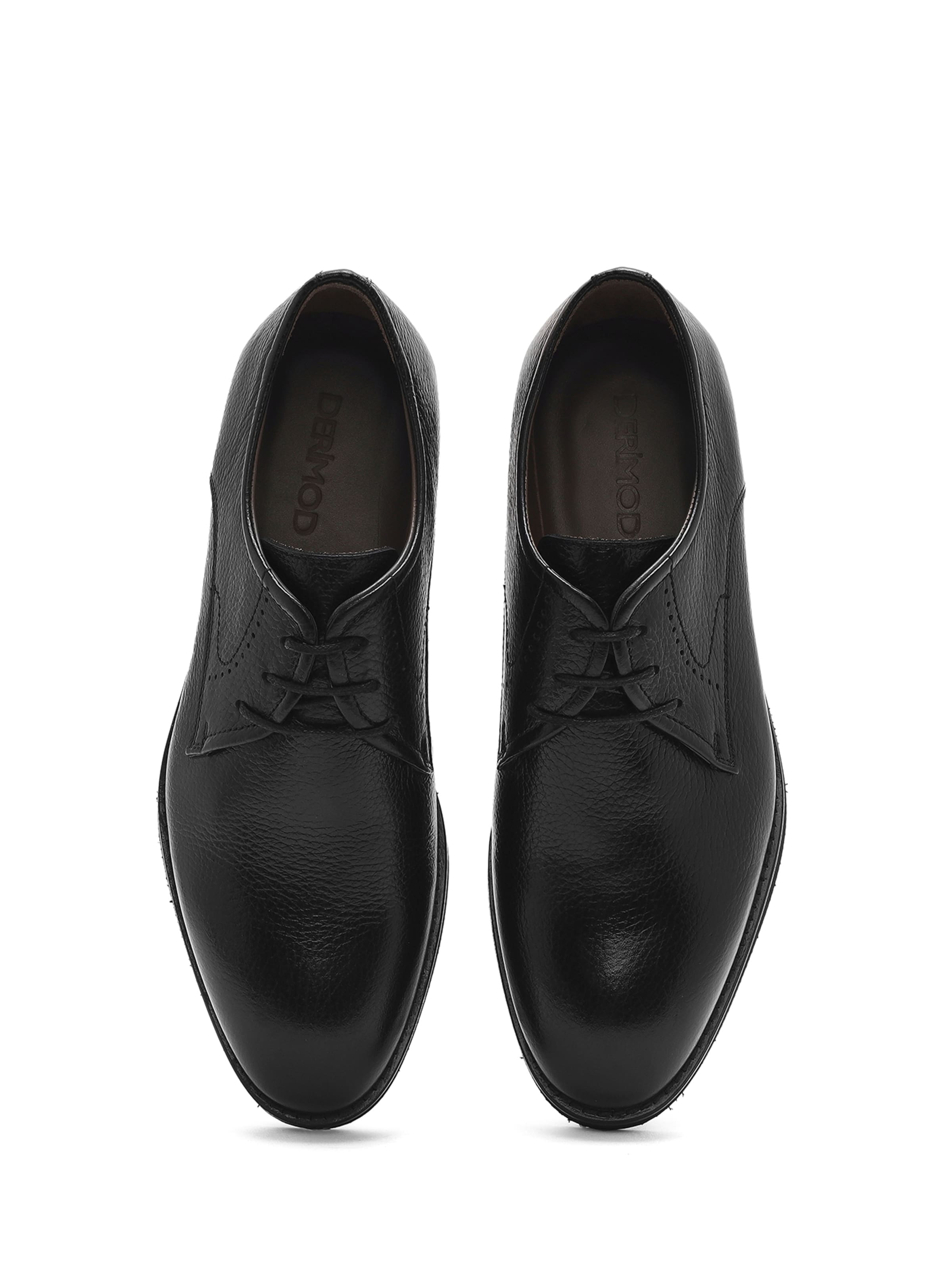 Scarpa stringata di Derimod in nero