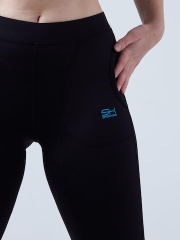 SPORTKIND Slim fit Workout Pants in Black