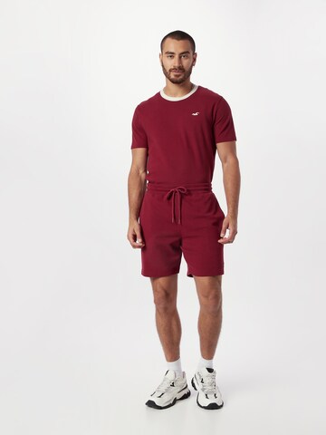 HOLLISTER Regular Shorts in Rot