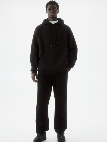 Pull&Bear Regular Pants in Black