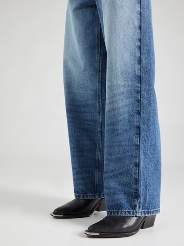 ONLY Loosefit Jeans 'JULIA' in Blauw