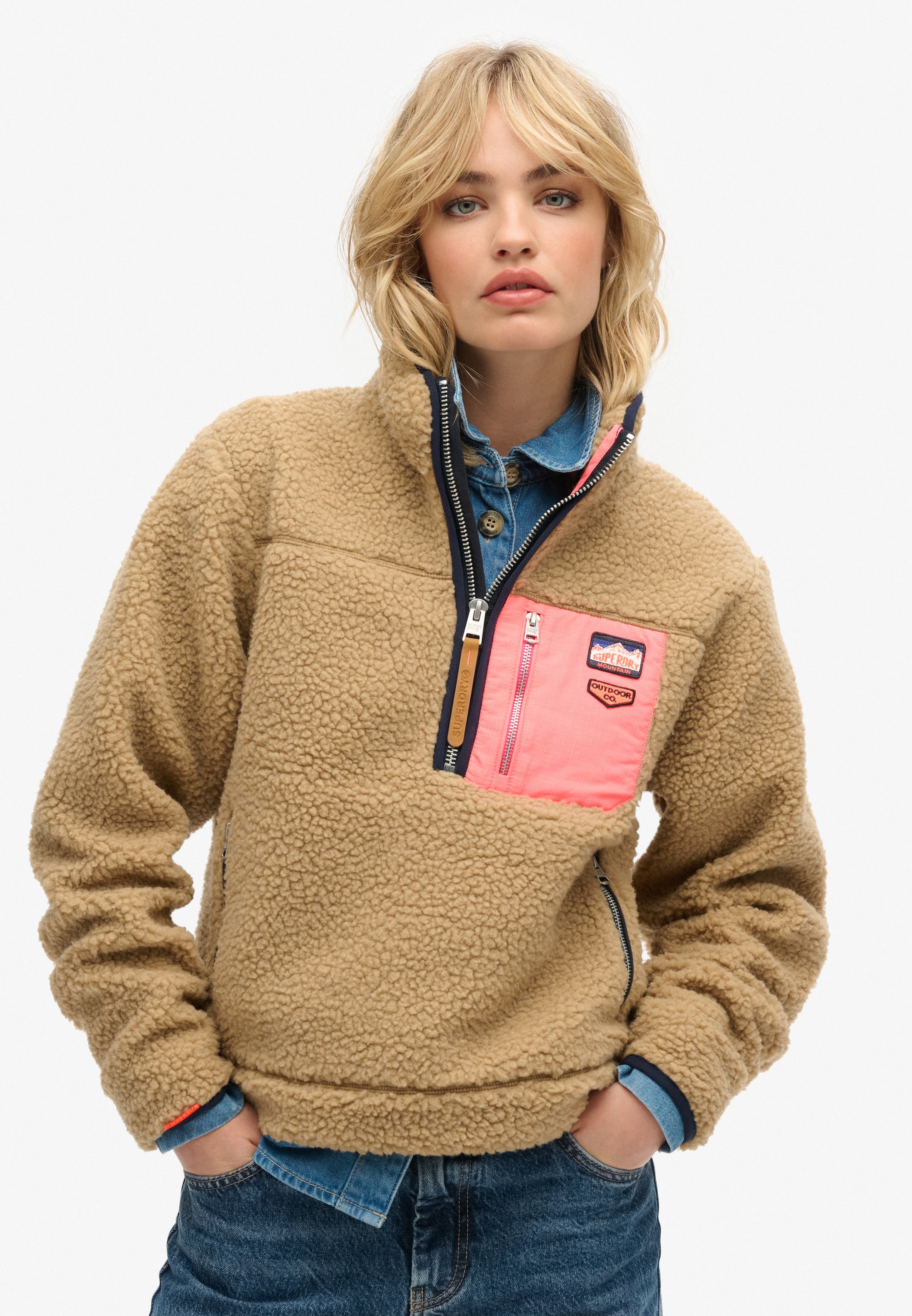 Pull-over Superdry & Co en marron : devant