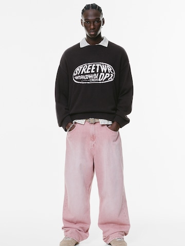 Pull&Bear Пуловер 'STWD' в черно