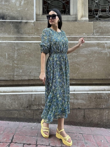 For You Moda Jurk in Groen: voorkant