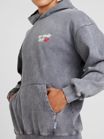 Only & Sons Sweatshirt in Grau