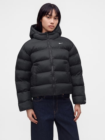 Nike Sportswear Zimná bunda 'CLSSC' - Čierna