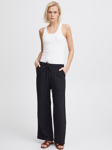 ICHI - Loosefit Calças 'IAFOXA' em preto