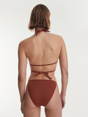 EDITED Triangel Bikinitop 'Elia' in Bruin