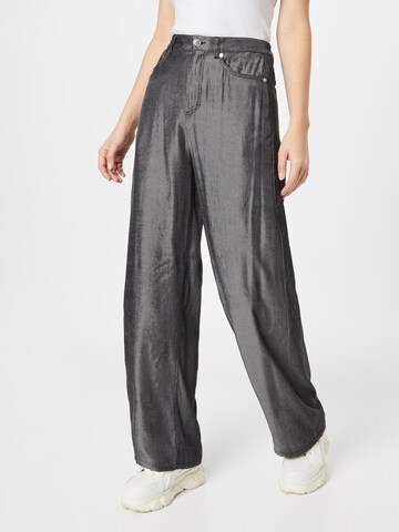 Regular Pantalon 'Denver' WEEKDAY en argent : devant