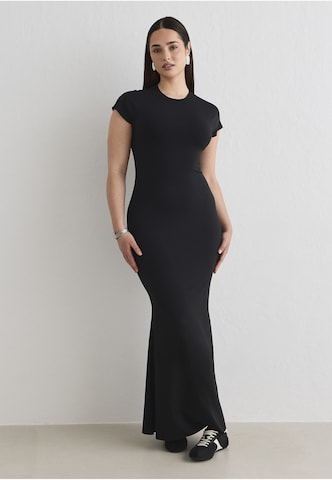 Abito sportivo 'Sense' di Aim'n in nero: frontale