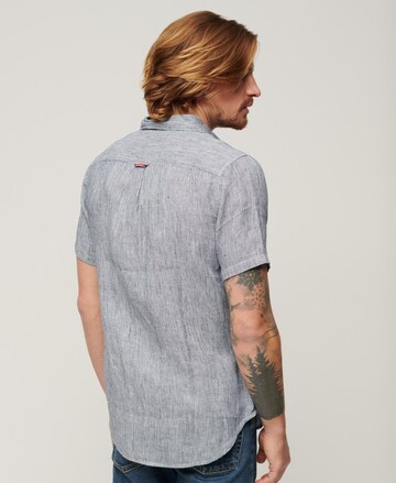 Superdry Comfort Fit Hemd in Blau