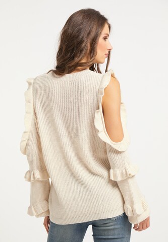 IZIA Sweater in White