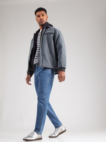 WRANGLER Regular Jeans 'RIVER' in Blau