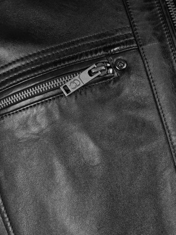 JCC Tussenjas in Zwart