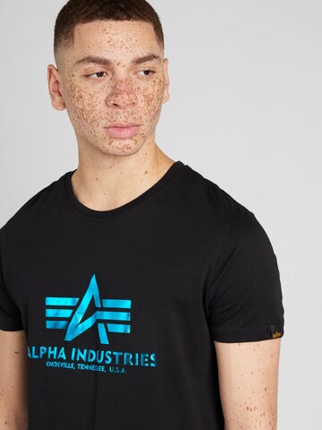 ALPHA INDUSTRIES Regular Fit T-Shirt in Schwarz