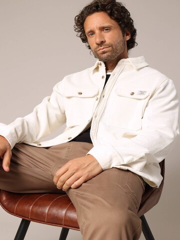 Deeluxe Regular fit Shirt ' ALINO ' in Beige: voorkant