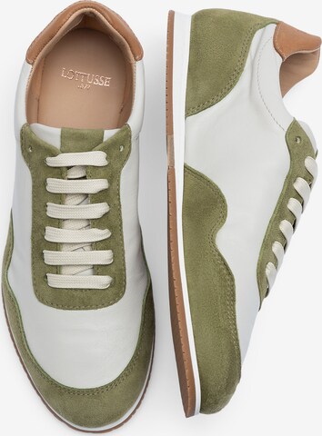 LOTTUSSE Sneakers 'Mancor' in Green