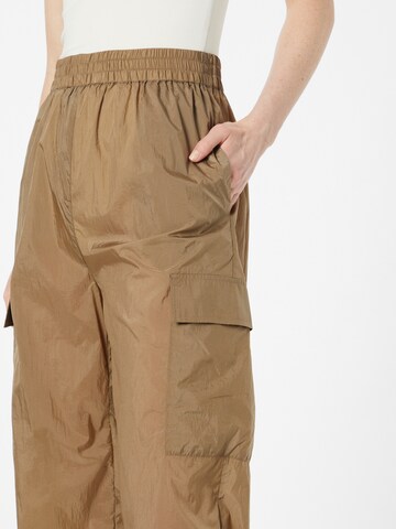 modström Loose fit Cargo trousers 'Amaya' in Beige