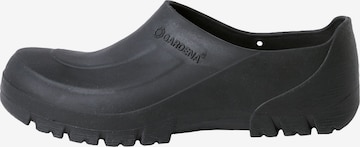 Gardena Clogs in Black: front